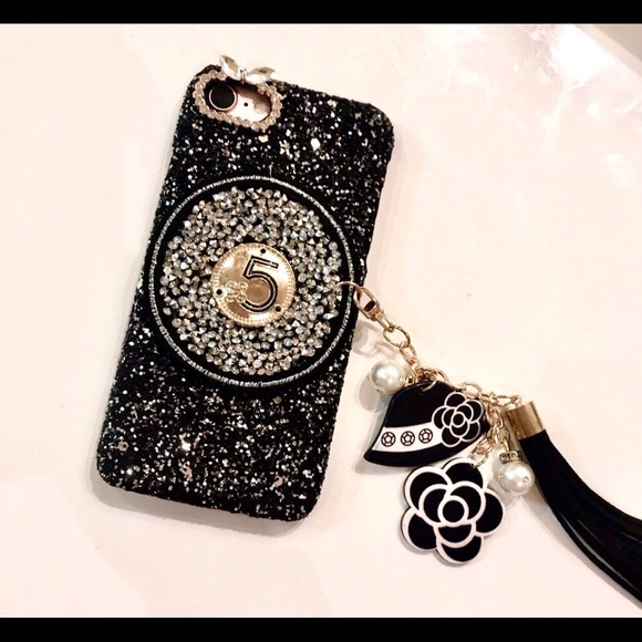 💍🌈BLINGED OUT IPHONE CASE WITH TASSEL 🧜🏻‍♀️🌈 - Picture 1 of 8